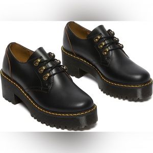 Dr. Martens authentic LEONA LOW BLACK